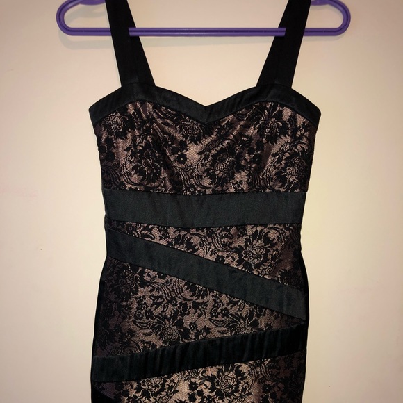 Fittted rose gold dress - Picture 2 of 4